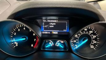 FORD KUGA 1.5T EcoBoost Zetec SUV 5dr Petrol Auto AWD Euro 6 (s/s) (182 ps