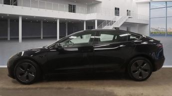 TESLA Model 3 Standard Range Plus Saloon 4dr Electric Auto RWD (241 bhp)