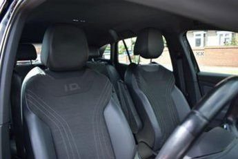 VOLKSWAGEN ID4 ID4 181 Pro Performance 77kWh Life SUV 5dr Electric Auto (204 ps