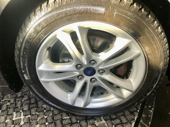 FORD MONDEO 2.0 TDCi Titanium Estate 5dr Diesel Powershift Euro 6 (s/s) (180