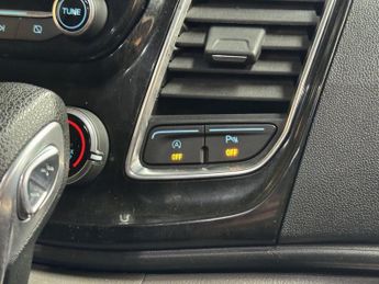 FORD TRANSIT CUSTOM 2.0 320 EcoBlue Limited Crew Van Double Cab 5dr Diesel Auto L2 H