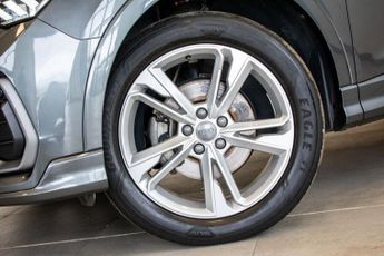 AUDI Q3 2.0 TDI 35 S line SUV 5dr Diesel S Tronic Euro 6 (s/s) (150 ps)