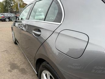 MERCEDES-BENZ A-CLASS 1.5 A180d Sport (Executive) Hatchback 5dr Diesel 7G-DCT Euro 6 (