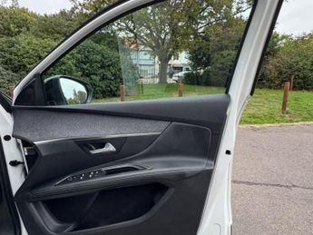 PEUGEOT 3008 1.5 BlueHDi GT Line SUV 5dr Diesel EAT Euro 6 (s/s) (130 ps)