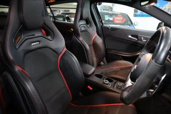 MERCEDES-BENZ GLA-CLASS 2.0 GLA45 AMG (Premium) SUV 5dr Petrol SpdS DCT 4MATIC Euro 6 (s