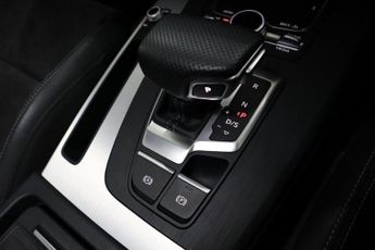AUDI Q5 2.0 TDI 40 S line SUV 5dr Diesel S Tronic quattro Euro 6 (s/s) (