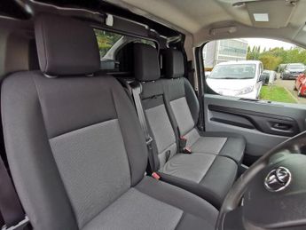 TOYOTA PROACE 75kWh Icon Medium Panel Van 6dr Electric Auto MWB (7kW OBC) (136