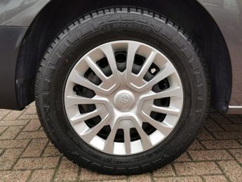 TOYOTA PROACE 75kWh Icon Medium Panel Van 6dr Electric Auto MWB (7kW OBC) (136
