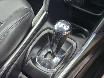 PEUGEOT 2008 1.6 e-HDi Allure SUV 5dr Diesel EGC Euro 5 (s/s) (92 ps)