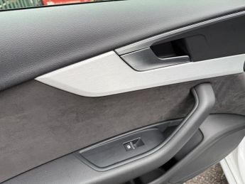 AUDI A4 AVANT 2.0 TFSI S line Estate 5dr Petrol S Tronic Euro 6 (s/s) (190 ps)