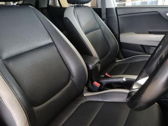 KIA STONIC 1.0 T-GDi 4 SUV 5dr Petrol DCT Euro 6 (s/s) (118 bhp)