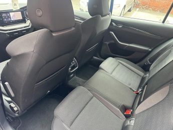 SKODA OCTAVIA 1.0 TSI e-TEC MHEV SE Technology Estate 5dr Petrol Hybrid DSG Eu