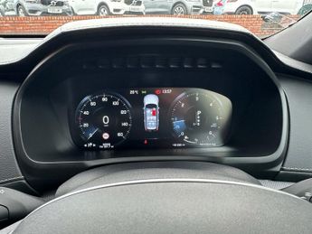 VOLVO XC90 2.0 D5 PowerPulse R-Design SUV 5dr Diesel Auto 4WD Euro 6 (s/s) 