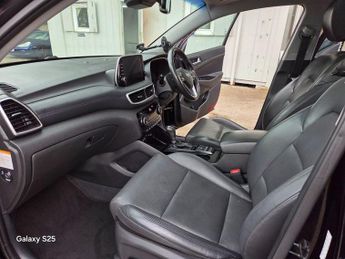HYUNDAI TUCSON 1.6 CRDi MHEV Premium SE SUV 5dr Diesel Hybrid DCT Euro 6 (s/s) 