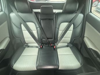 KIA SPORTAGE 1.6 T-GDi GT-Line SUV 5dr Petrol DCT AWD Euro 6 (174 bhp)