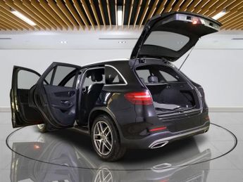 MERCEDES-BENZ GLC 2.1 GLC220d AMG Line SUV 5dr Diesel G-Tronic 4MATIC Euro 6 (s/s)