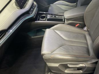 SKODA ENYAQ 62kWh 60 SUV 5dr Electric Auto (DC120kW) (179 ps)