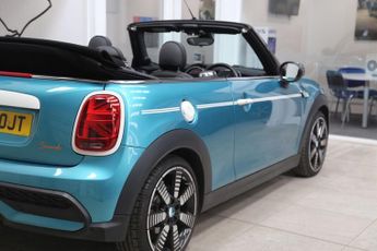 MINI CONVERTIBLE 2.0 Cooper S Seaside Edition Convertible 2dr Petrol Steptronic E