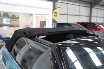 MINI CONVERTIBLE 2.0 Cooper S Seaside Edition Convertible 2dr Petrol Steptronic E