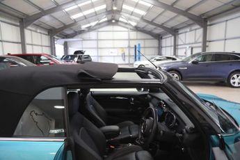MINI CONVERTIBLE 2.0 Cooper S Seaside Edition Convertible 2dr Petrol Steptronic E