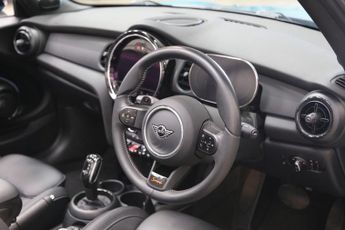 MINI CONVERTIBLE 2.0 Cooper S Seaside Edition Convertible 2dr Petrol Steptronic E