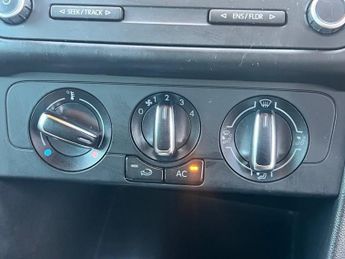 VOLKSWAGEN POLO 1.4 Match Edition Hatchback 5dr Petrol DSG Euro 5 (85 ps)