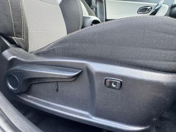 KIA CEED 1.6 GDi 3 Hatchback 5dr Petrol DCT Euro 5 (133 bhp)