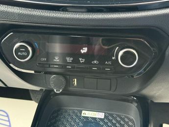 TOYOTA AYGO X 1.0 VVT-i Exclusive Hatchback 5dr Petrol x-shift Euro 6 (s/s) (7