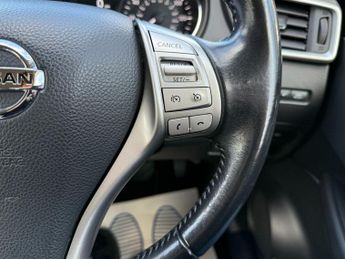 NISSAN QASHQAI 1.6 dCi N-Connecta SUV 5dr Diesel XTRON 2WD Euro 6 (s/s) (130 ps