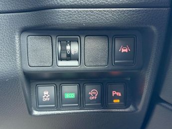 NISSAN QASHQAI 1.6 dCi N-Connecta SUV 5dr Diesel XTRON 2WD Euro 6 (s/s) (130 ps