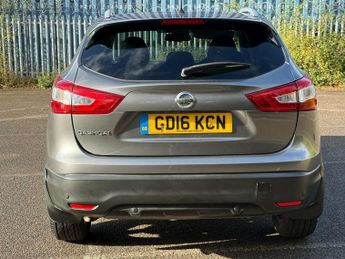 NISSAN QASHQAI 1.6 dCi N-Connecta SUV 5dr Diesel XTRON 2WD Euro 6 (s/s) (130 ps