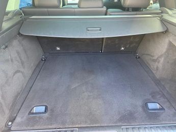 LAND ROVER RANGE ROVER SPORT 3.0 SD V6 HSE SUV 5dr Diesel Auto 4WD Euro 6 (s/s) (306 ps)