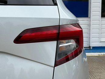 SKODA KAROQ 1.5 TSI ACT SportLine SUV 5dr Petrol DSG Euro 6 (s/s) (150 ps)