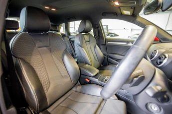 AUDI A3 1.8 TFSI S line Sportback 5dr Petrol S Tronic Euro 6 (s/s) (180 