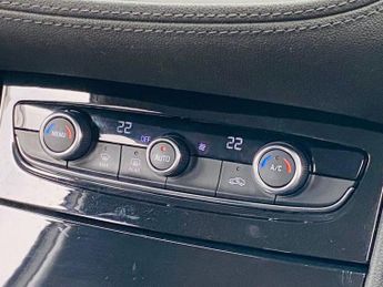 VAUXHALL GRANDLAND X 1.6 Turbo D BlueInjection SE SUV 5dr Diesel Auto Euro 6 (s/s) (1