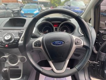 FORD FIESTA 1.4 Titanium Hatchback 5dr Petrol Automatic (154 g/km, 94 bhp)