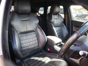 LAND ROVER RANGE ROVER EVOQUE 2.0 TD4 HSE Dynamic SUV 5dr Diesel Auto 4WD Euro 6 (s/s) (180 ps