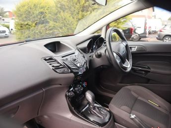 FORD FIESTA 1.6 Zetec Hatchback 3dr Petrol Powershift Euro 5 (105 ps)