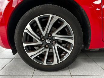 SUZUKI SWIFT 1.2 Dualjet MHEV SZ-L Hatchback 5dr Petrol Hybrid Manual Euro 6