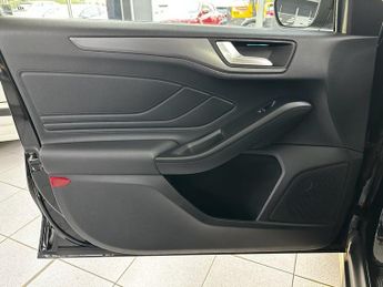 FORD FOCUS 1.0T EcoBoost Titanium X Hatchback 5dr Petrol Manual Euro 6 (s/s