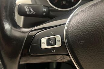 VOLKSWAGEN PASSAT 1.5 TSI EVO S Saloon 4dr Petrol DSG Euro 6 (s/s) (150 ps) Androi