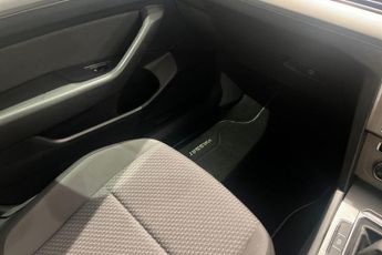 VOLKSWAGEN PASSAT 1.5 TSI EVO S Saloon 4dr Petrol DSG Euro 6 (s/s) (150 ps) Androi