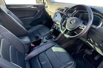 VOLKSWAGEN TIGUAN 2.0 TDI SEL SUV 5dr Diesel DSG 4Motion Euro 6 (s/s) (190 ps) Fro