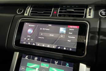LAND ROVER RANGE ROVER 2.0 P400e 13.1kWh Westminster Black SUV 5dr Petrol Plug-in Hybri