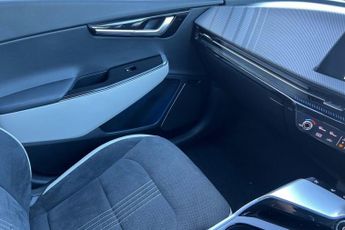 KIA EV6 77.4kWh GT-Line S Hatchback 5dr Electric Auto (225 bhp) Reverse 