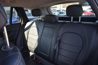 MERCEDES-BENZ GLC 2.0 GLC250 Urban Edition SUV 5dr Petrol G-Tronic+ 4MATIC Euro 6 