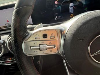 MERCEDES-BENZ A-CLASS 1.5 A180d AMG Line (Executive) Hatchback 5dr Diesel 7G-DCT Euro 