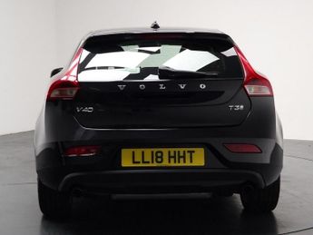 VOLVO V40 1.5 T3 GPF Inscription Hatchback 5dr Petrol Auto Euro 6 (s/s) (1