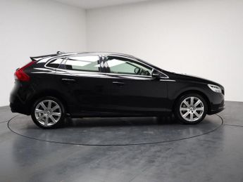 VOLVO V40 1.5 T3 GPF Inscription Hatchback 5dr Petrol Auto Euro 6 (s/s) (1