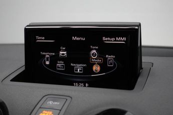 AUDI A1 1.4 TFSI S line Sportback 5dr Petrol S Tronic Euro 6 (s/s) (Nav)